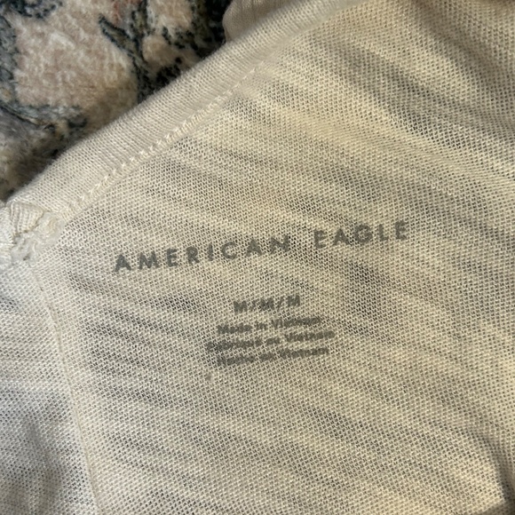 American Eagle distressed ruffle top - Picture 3 of 5
